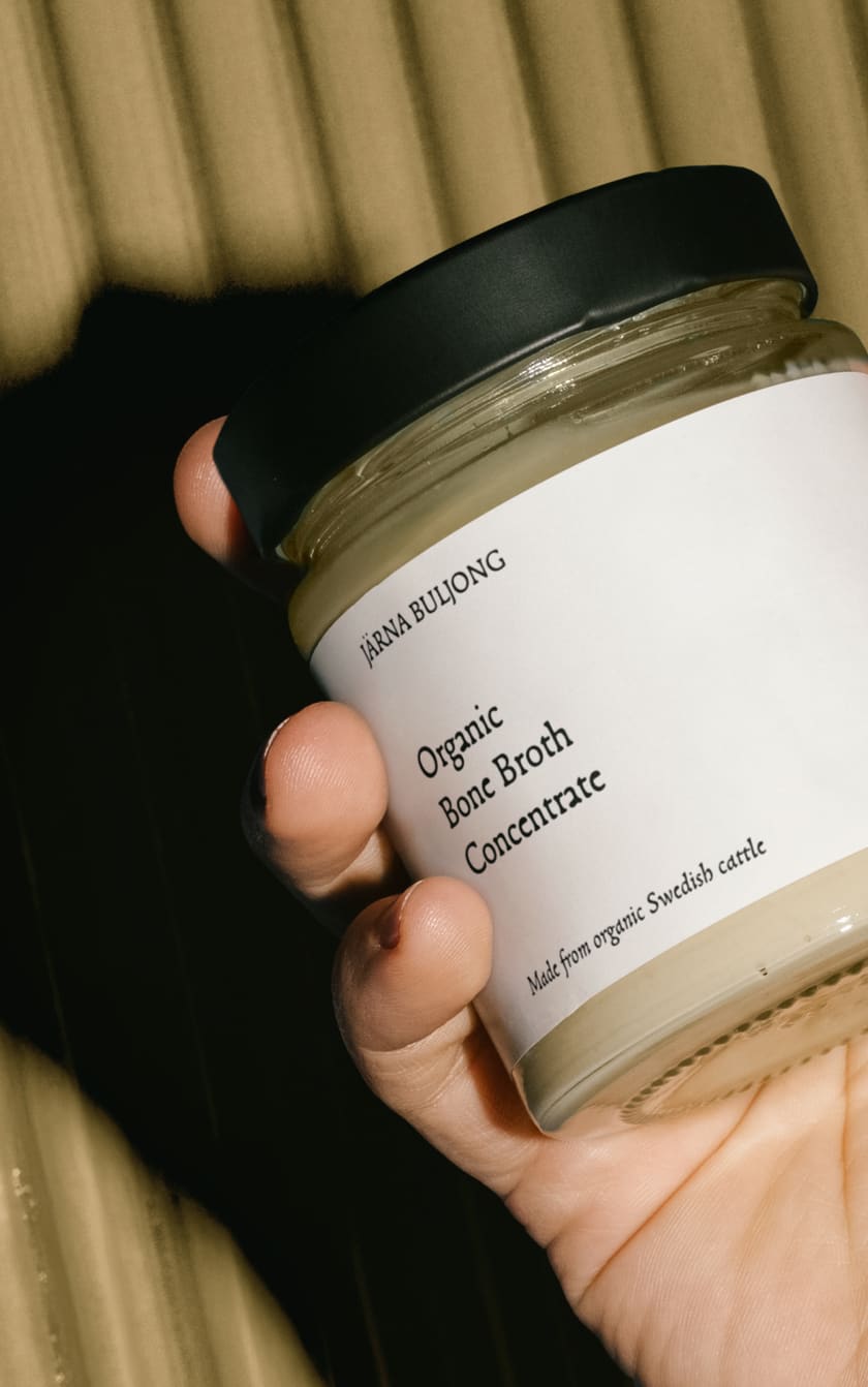 A jar of Järna Buljong organic bone broth concentrate